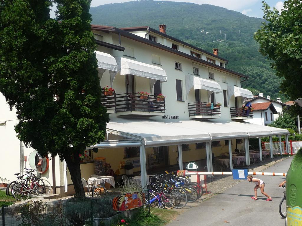Camping Hotel Au Lac De Como Sorico Zewnętrze zdjęcie