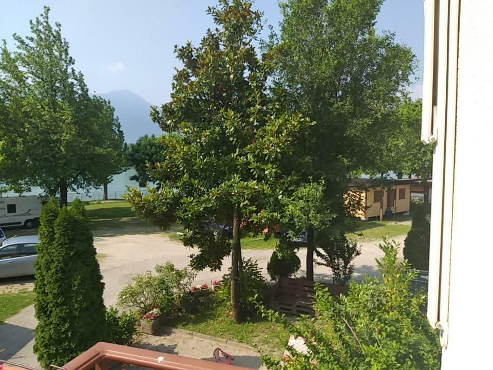 Camping Hotel Au Lac De Como Sorico Zewnętrze zdjęcie